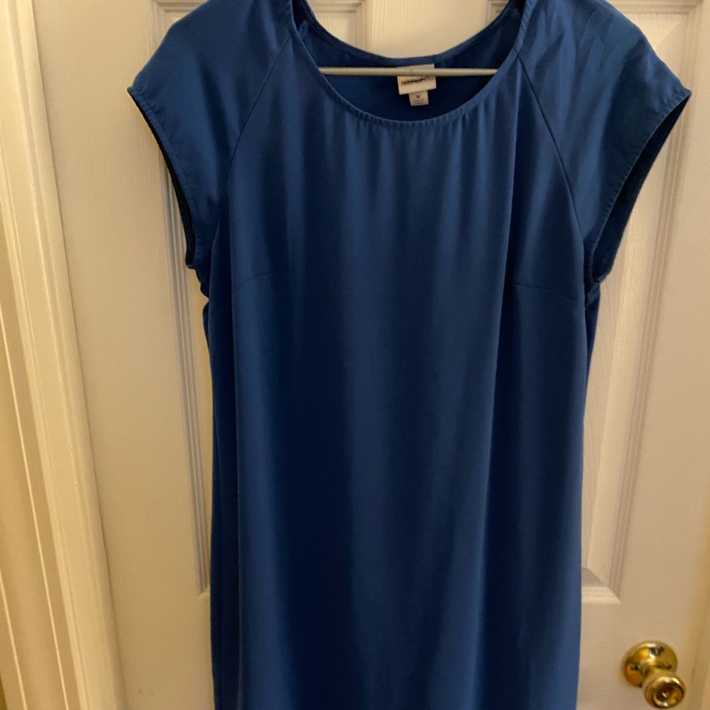 Blue dress